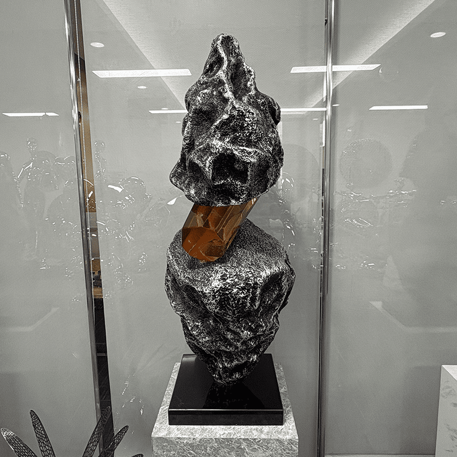 Modern Resin Rock & Amber Sculpture for Interior Decoration - Image 3