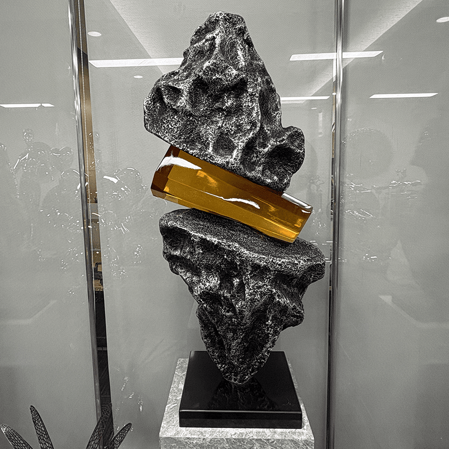 Modern Resin Rock & Amber Sculpture for Interior Decoration - Image 4