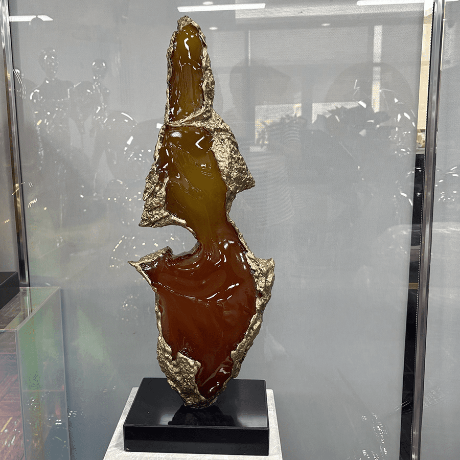 modern resin sculpture 5