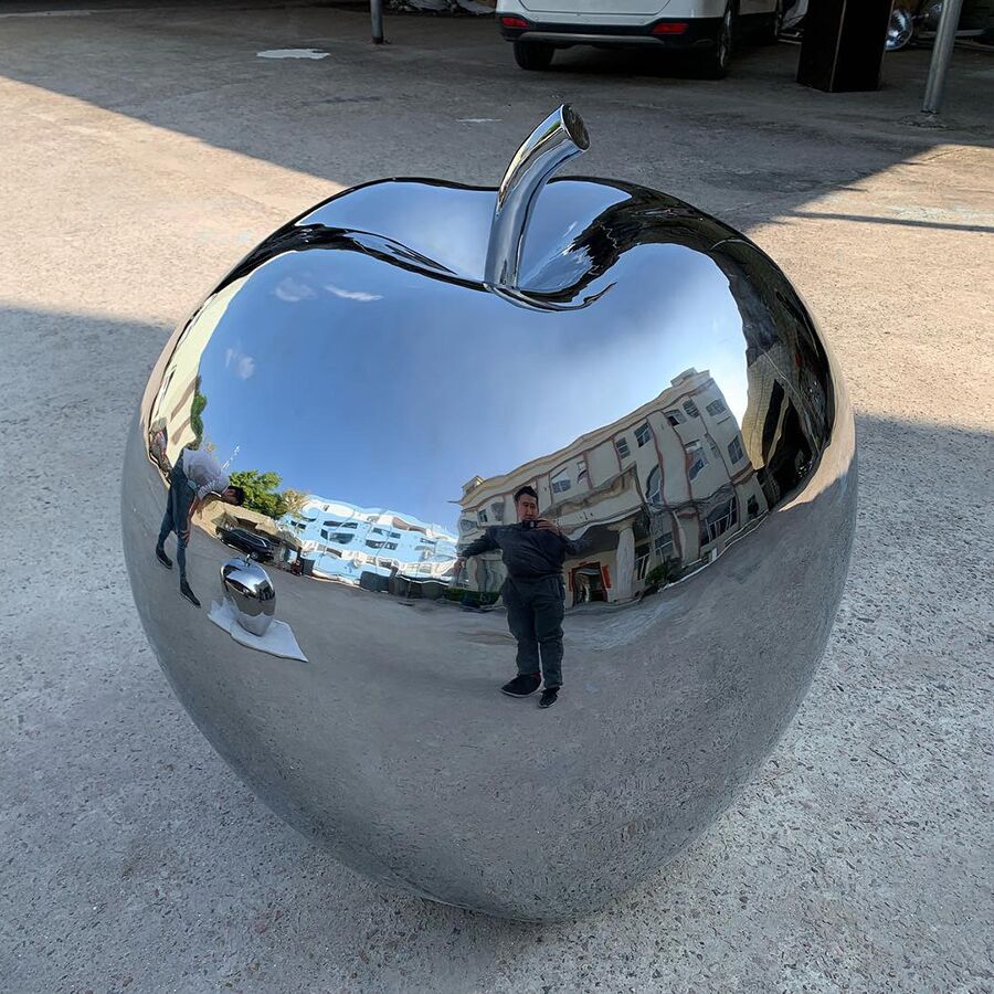 steel apple sculpture 12-3