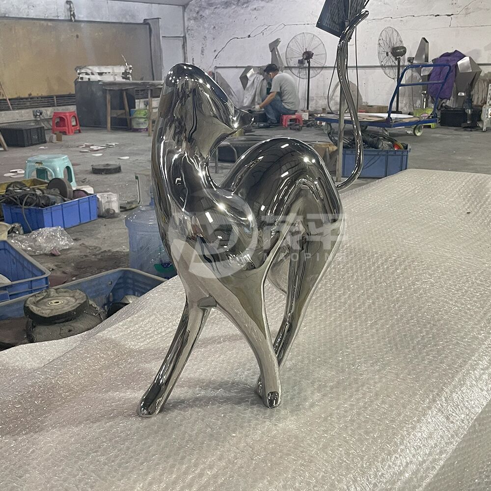 Stainless steel cute cat sculpture for yard decoration - Image 3